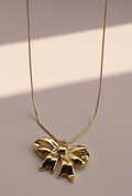 Luniva Bow Necklace