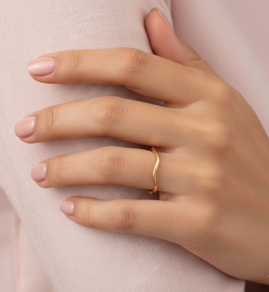 Soft Curve Ring