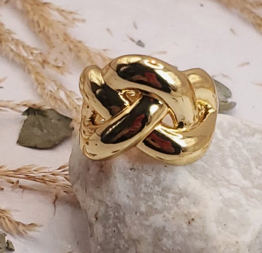 Liora Knot Ring