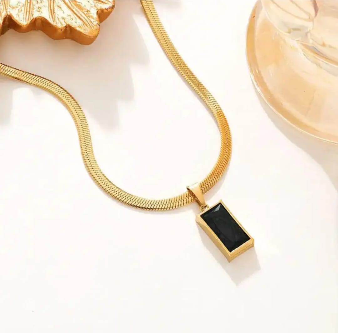 Noir Crest Necklace