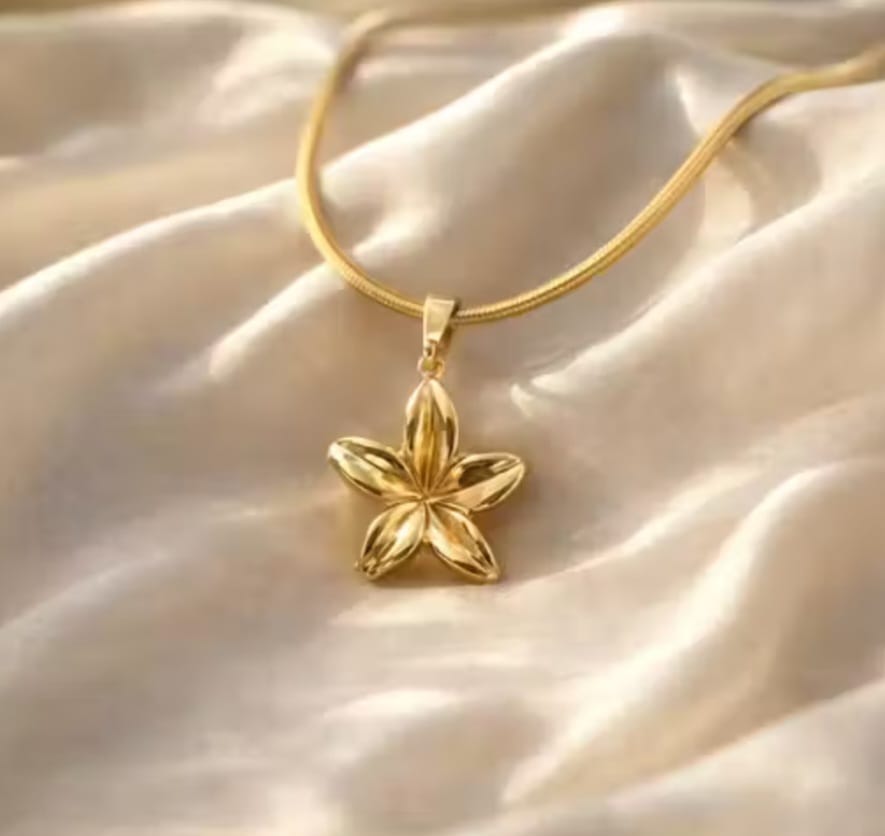 Aelith Flower Pendant