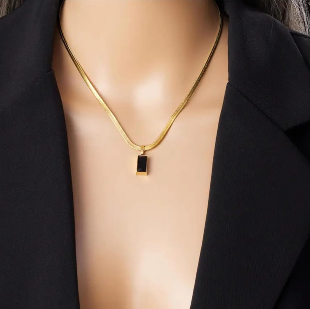Noir Crest Necklace