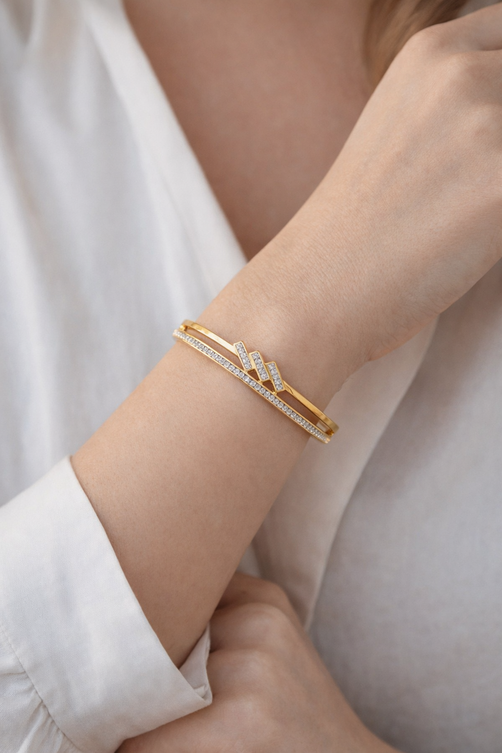Viora Crystal Bracelet